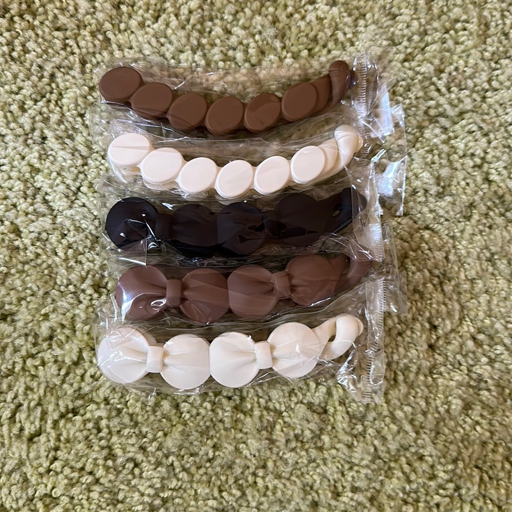 hair clips